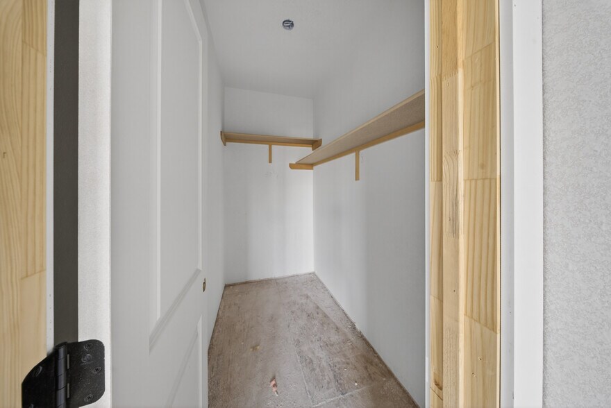 More Photos Of 525 Dakota St, San Antonio Multifamily For Sale