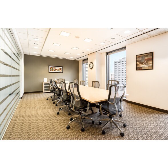 More Photos Of 505 Montgomery St, San Francisco Coworking Space