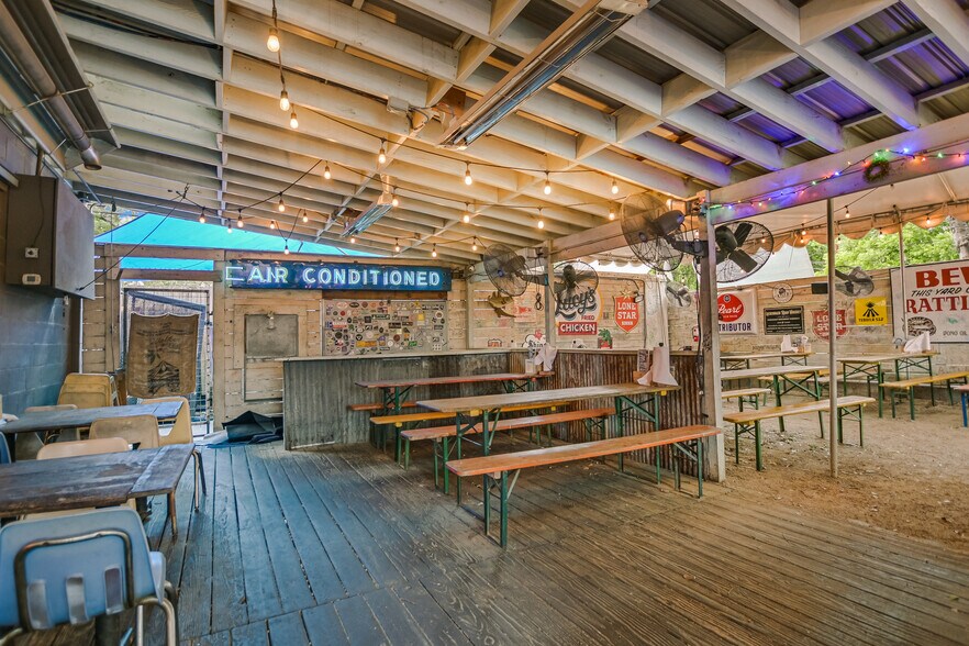 More Photos Of 2218 College Ave S, Austin Restaurant For Sale