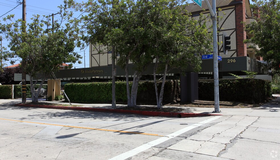 Primary Photo Of 296 Redondo Ave, Long Beach Office For Sale