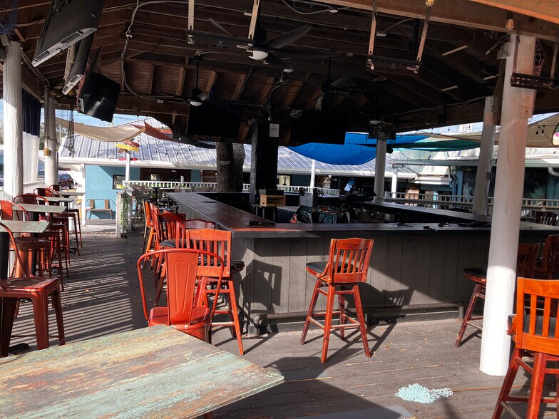 More Photos Of 606 N Pinellas Ave, Tarpon Springs Restaurant For Lease