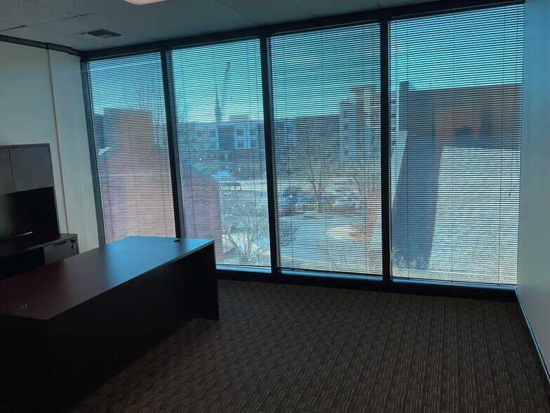 More Photos Of 303 Williams Ave SW, Huntsville Office For Lease