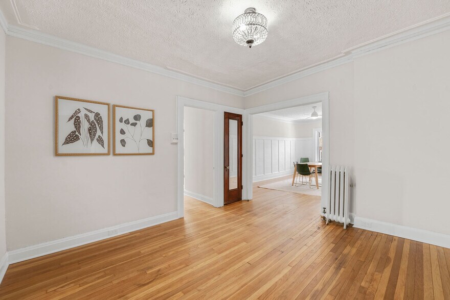 More Photos Of 2617 Euclid Heights Blvd, Cleveland Heights Apartments For Sale