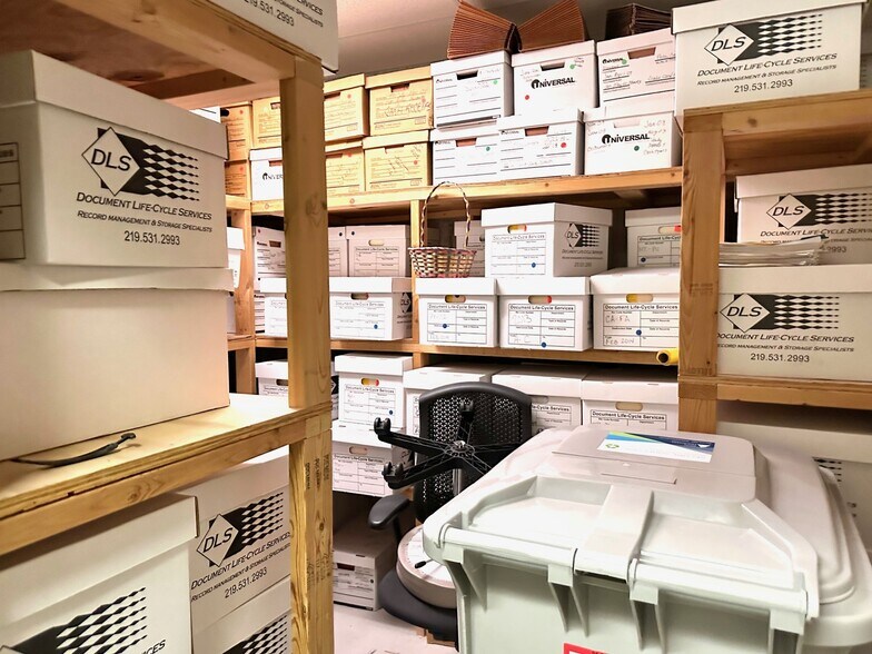 More Photos Of 901 Lincolnway, La Porte Medical For Sale