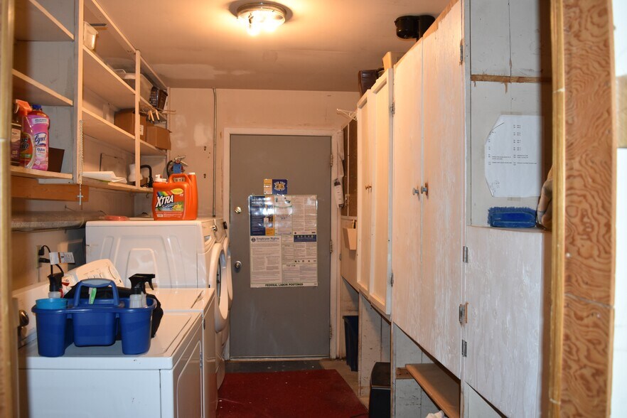 More Photos Of 702 KS-27, Sharon Springs Hotel For Sale