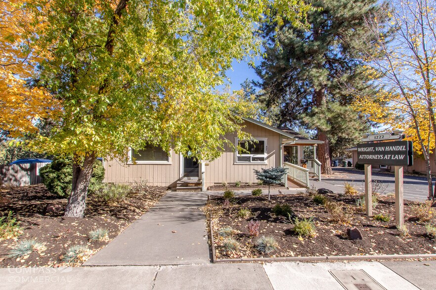 More Photos Of 1222 NE 4th St, Bend Office For Sale