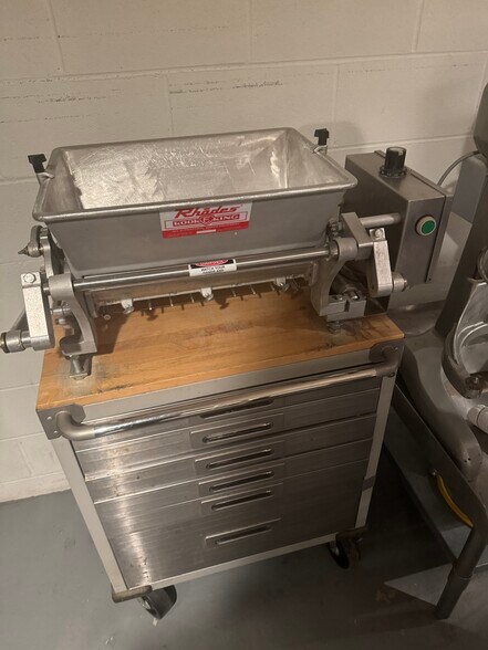 More Photos Of W6825 County Road O, Hortonville Specialty For Sale