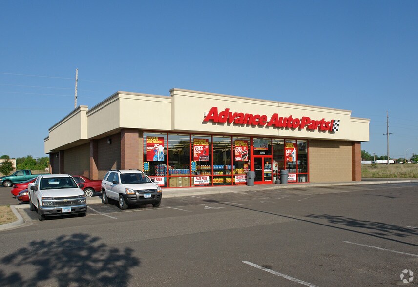 Primary Photo Of 18260 Zane St NW, Elk River General Retail For Sale