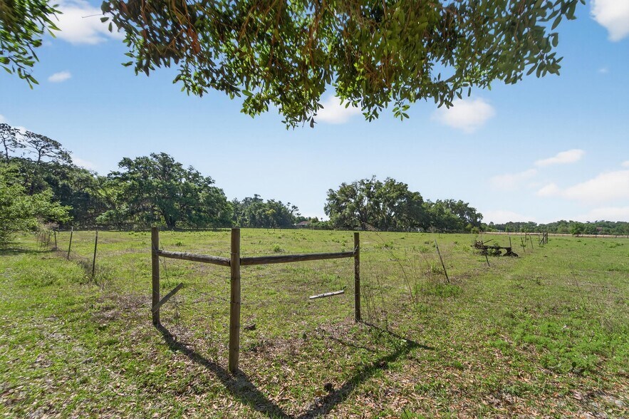 More Photos Of Carlton Rd, Plant City Land For Sale