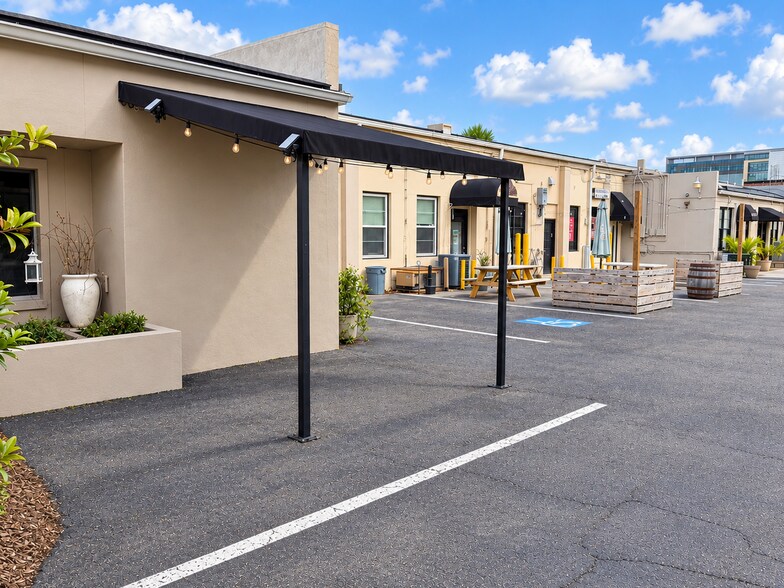 More Photos Of 1533-1547 San Marco Blvd, Jacksonville Storefront For Lease