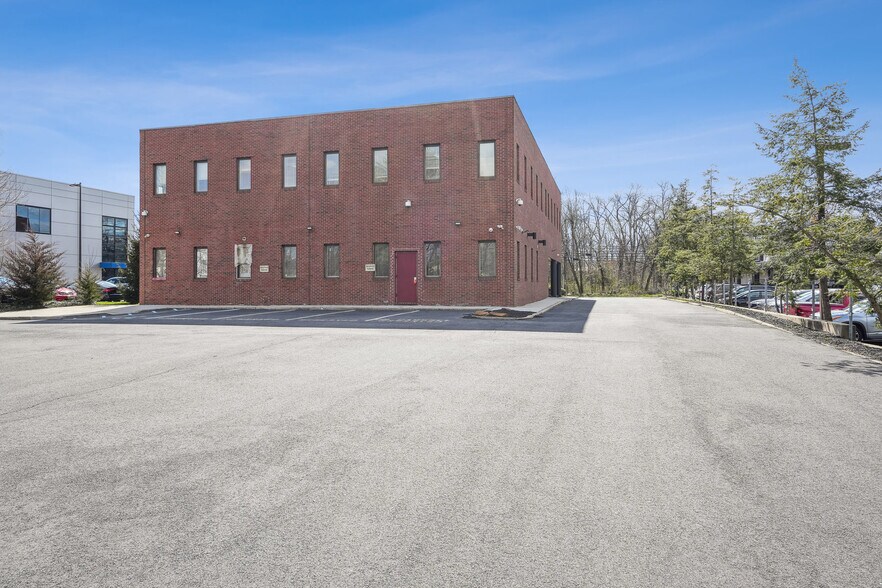 More Photos Of 200 South St, New Providence Medical For Sale