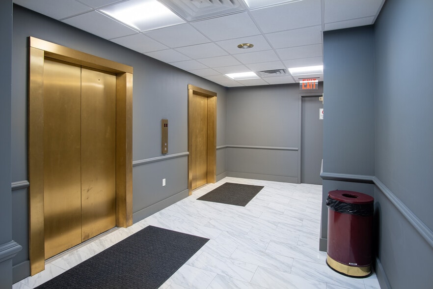 More Photos Of 265 Sunrise Hwy, Rockville Centre Office For Lease