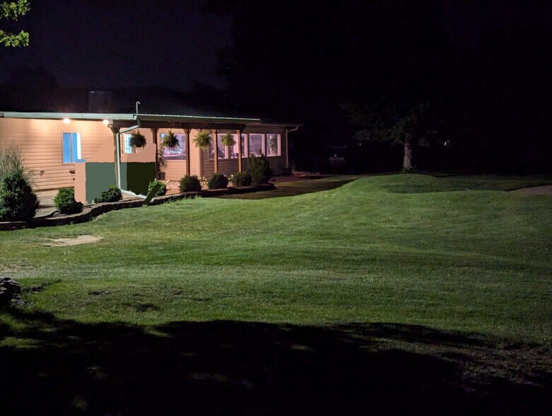 More Photos Of 9273 W 1050 N, Elwood Freestanding For Sale