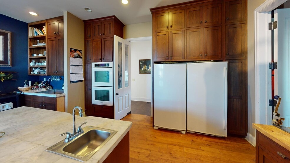 More Photos Of 195 State Route 151, Smithfield Hospitality For Sale