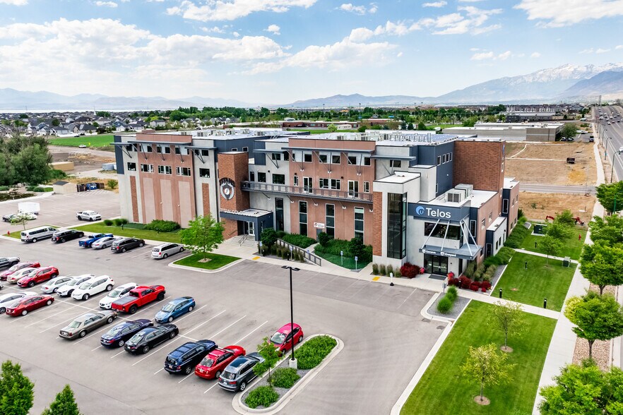 More Photos Of 600 S Geneva Rd, Orem Schools For Sale