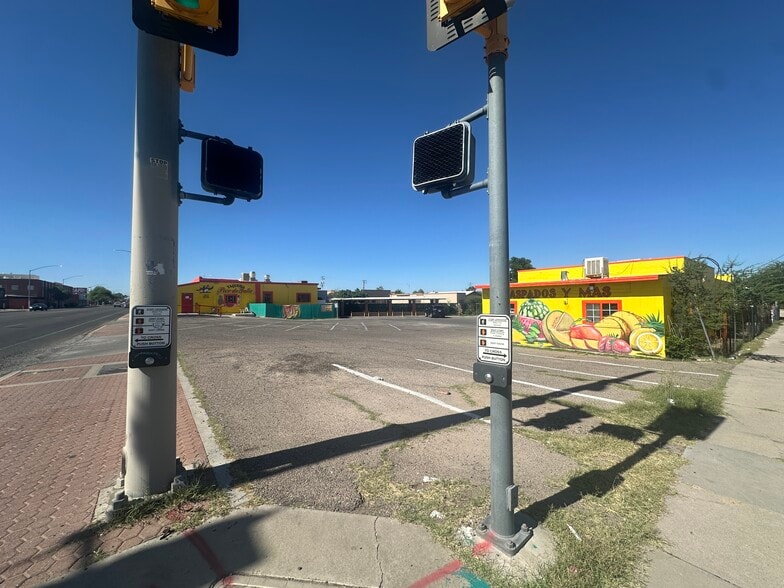 More Photos Of 2618 S 6th Ave, Tucson Restaurant For Sale