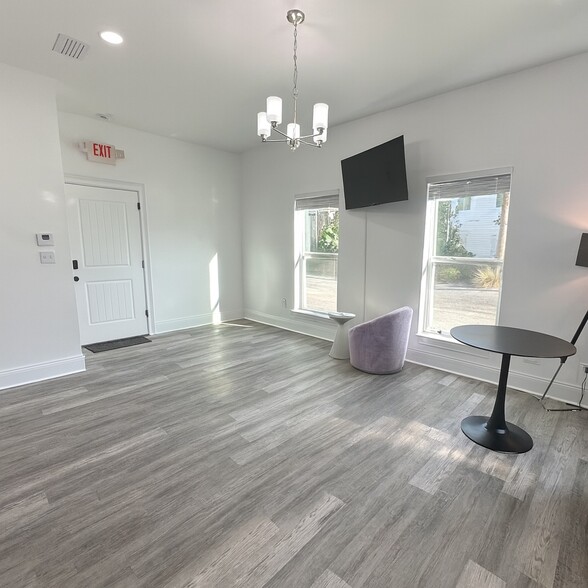 More Photos Of 64 Topsail Village Dr, Santa Rosa Beach Office Residential For Sale