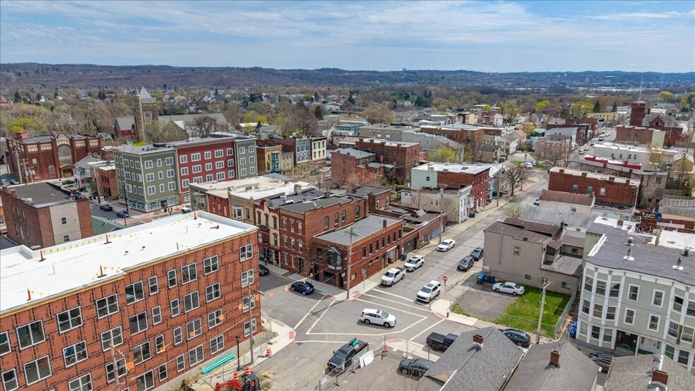 More Photos Of 30 White St, Cohoes Office For Sale