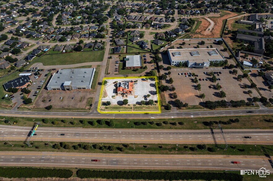 More Photos Of 4330 Kell Blvd, Wichita Falls Restaurant For Sale