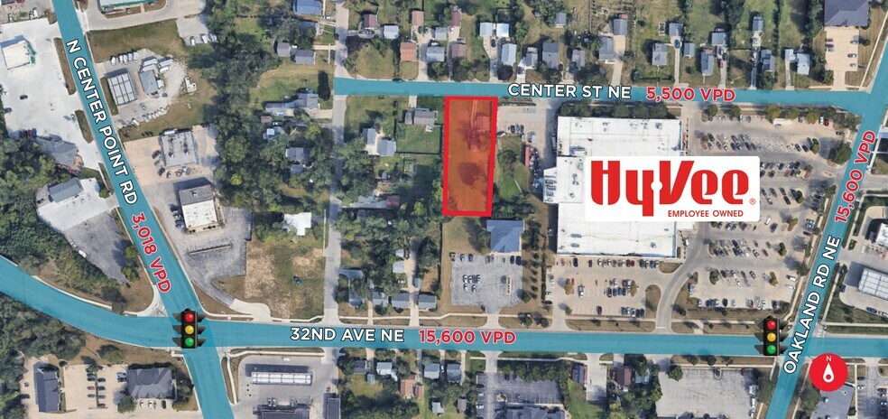 Primary Photo Of 1639 Center St NE, Cedar Rapids Land For Sale