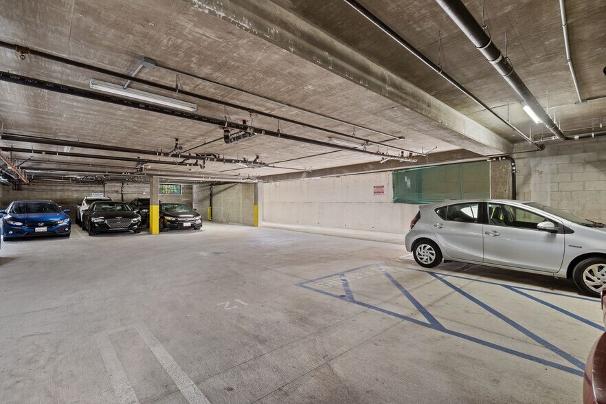 More Photos Of 1183 Crenshaw Blvd, Los Angeles Apartments For Sale