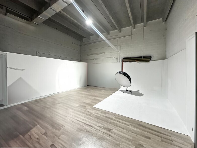 More Photos Of 7760 W 20th Ave, Hialeah Warehouse For Sale