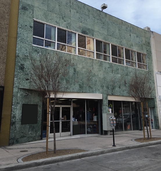 Primary Photo Of 1025 Fulton St, Fresno Office For Sale