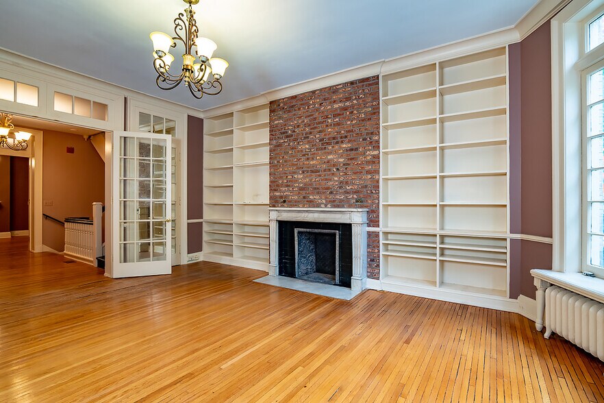 More Photos Of 1715 N St NW, Washington Office For Lease