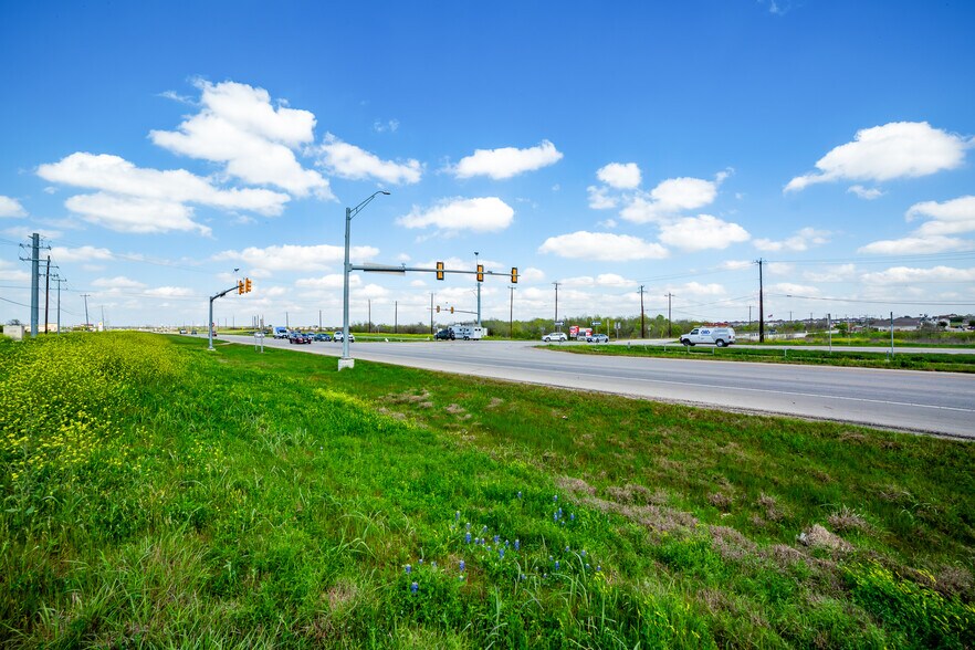 More Photos Of 11059 Graytown Road, Converse Land For Sale