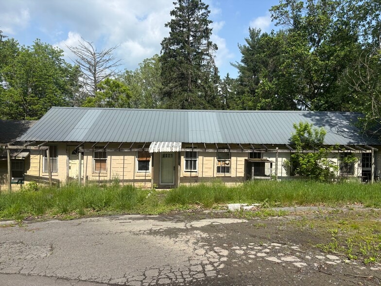 Primary Photo Of 10105 Cottage Inn Ln NE, Cumberland Lodge Meeting Hall For Sale