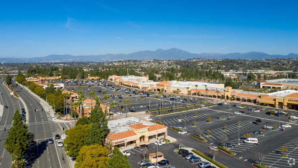 More Photos Of 27000-27470 Alicia Pky, Laguna Niguel Unknown For Lease