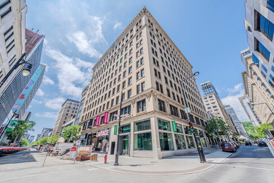 Primary Photo Of 1101-1117 Rue Sainte-Catherine O, Montréal Office For Lease