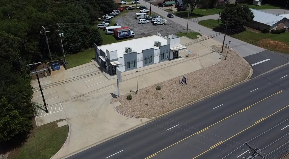 More Photos Of 2826 S Henderson Blvd, Kilgore Freestanding For Sale