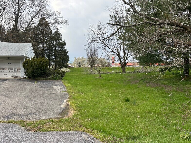 More Photos Of 73 Berlin Cross Keys Rd, Williamstown Specialty For Sale