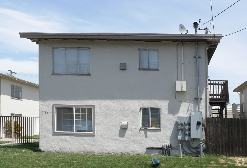 More Photos Of 2780 Argyll Ave, Concord Apartments For Sale