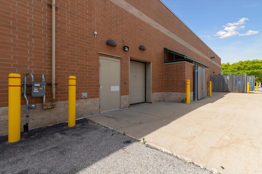 More Photos Of 1420 Wright Ave, Alma Drugstore For Sale