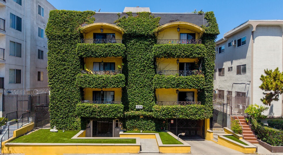 Primary Photo Of 439 S Hobart Blvd, Los Angeles Apartments For Sale