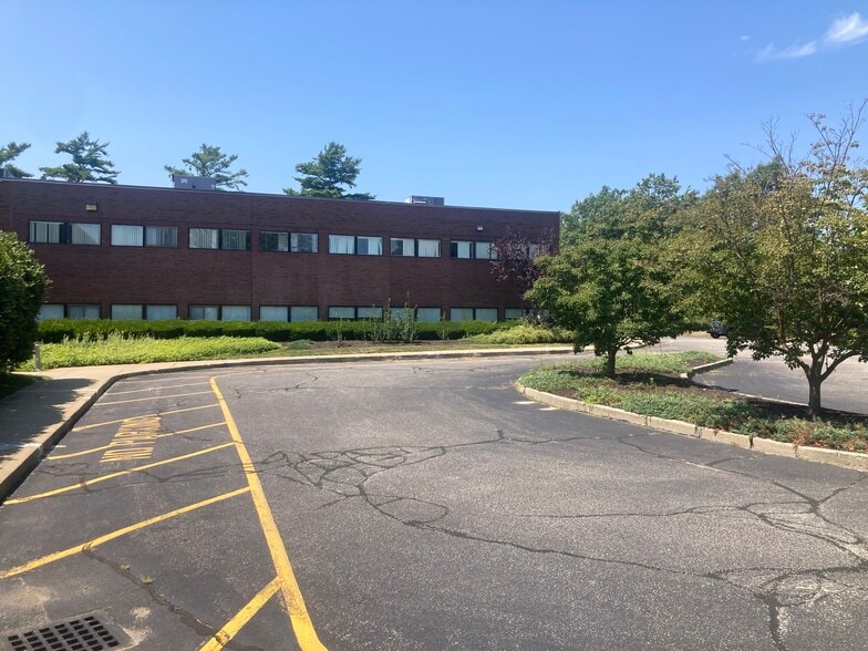 More Photos Of 110 Long Pond Rd, Plymouth Medical For Sale