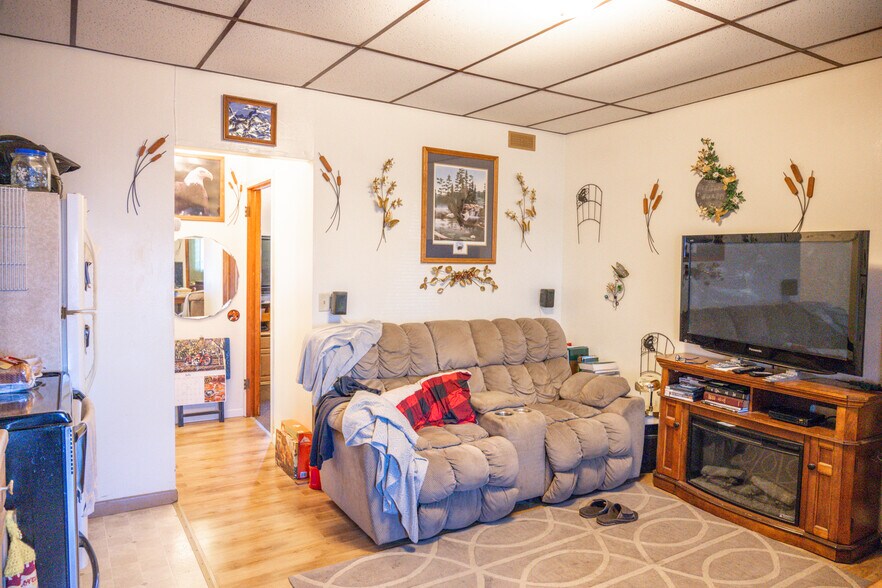 More Photos Of 115 W Pearl St, New Lisbon Apartments For Sale