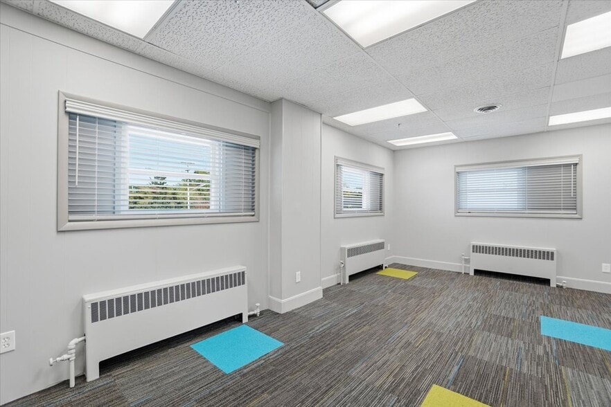 More Photos Of 175 E Broadway Ave, Westerville Office For Lease