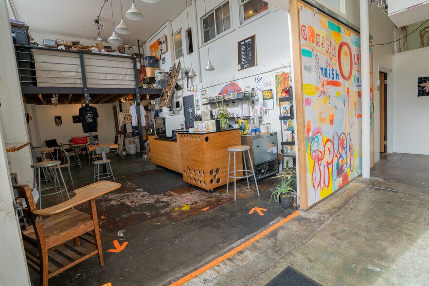 More Photos Of 302-304 4th Ave E, Olympia Storefront For Sale