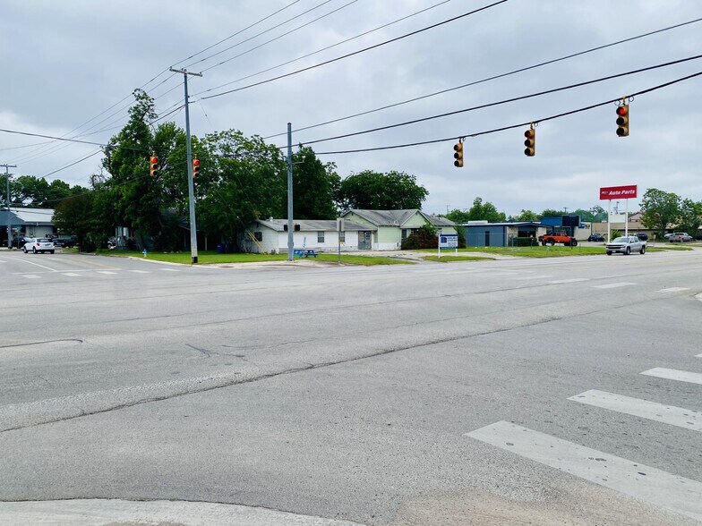 More Photos Of 180 S Business Ih 35, New Braunfels Land For Sale