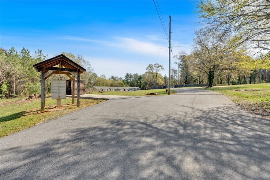 More Photos Of 53 Wheeler Rd, Rockmart Apartments For Sale