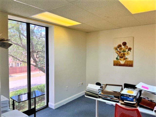 More Photos Of 1601 N Palm Ave, Pembroke Pines Medical For Lease