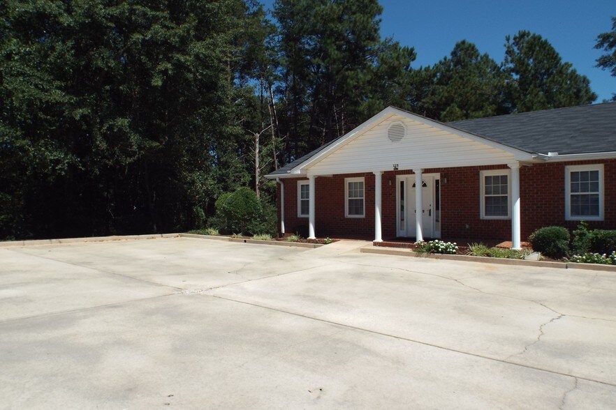 More Photos Of 115 Samaritan Dr, Cumming Medical For Lease