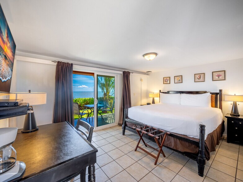 More Photos Of 1300 Kamehameha V Hwy, Kaunakakai Hotel For Sale