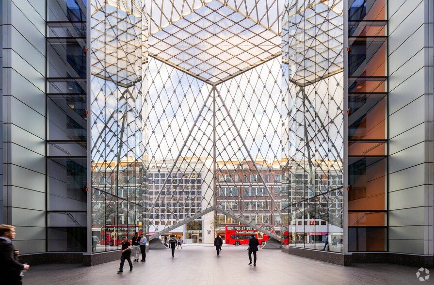 More Photos Of 55 Baker St, London Office For Lease