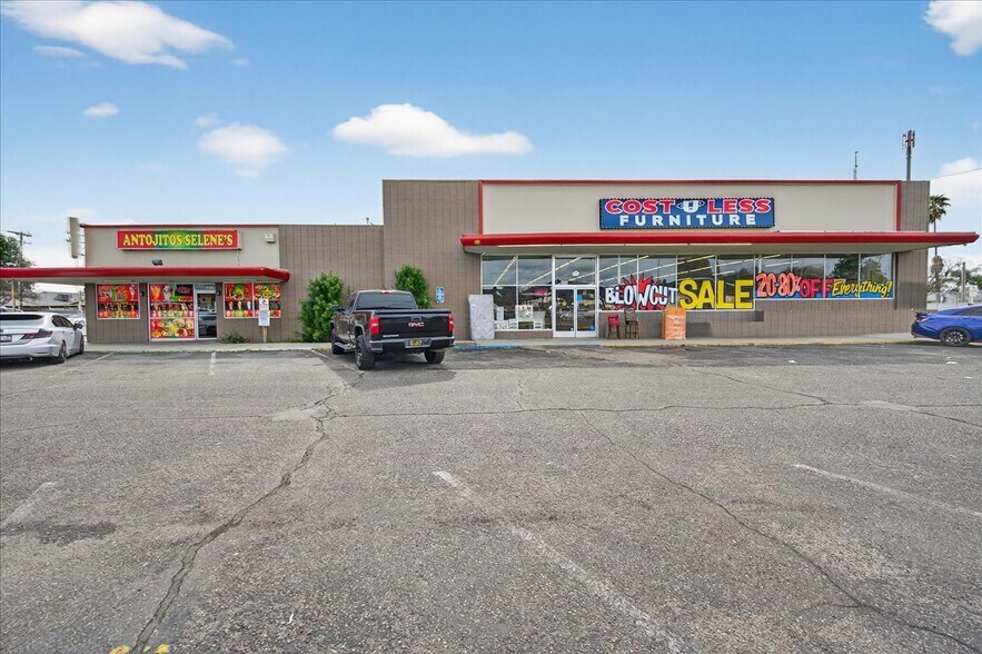 More Photos Of 4122-4150 E Clinton Ave, Fresno Unknown For Lease