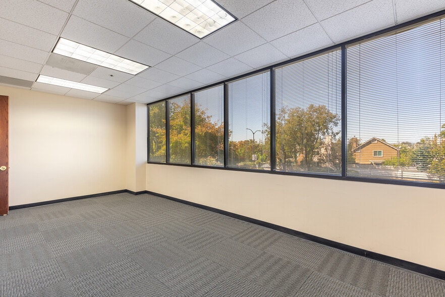 More Photos Of 333 Sunset Ave, Suisun City Medical For Lease