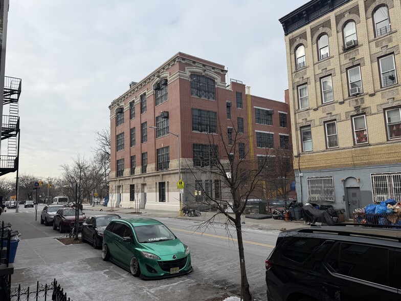 More Photos Of 1219 Halsey St, Brooklyn Apartments For Sale